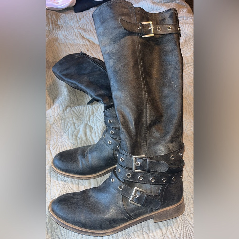 Paulina black boots. Size 8.5